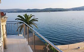 Penthouse By The Sea