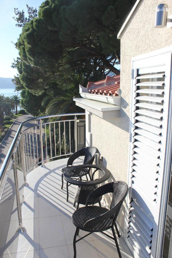 Penthouse By The Sea Apartment Tivat Exterior photo